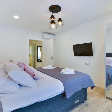 Zara Lumina Apartment Dış mekan fotoğraf